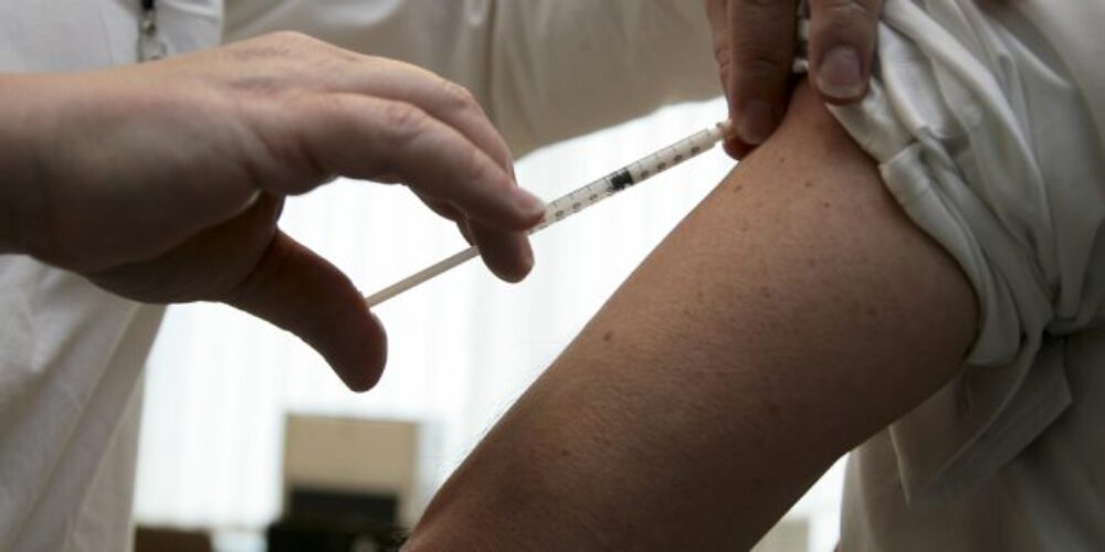 Rozhovor / Prečo je vakcína proti Covid-19 bezpečná?