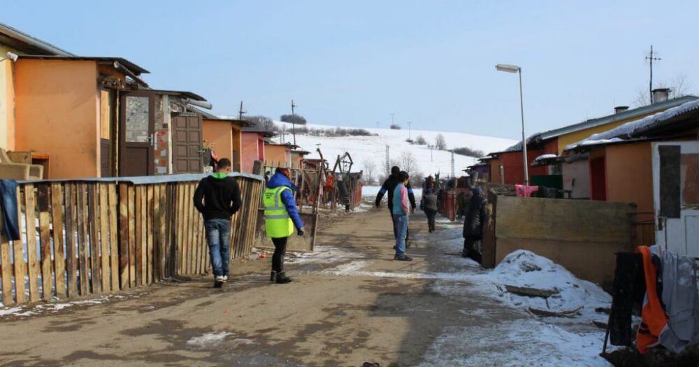 Zmapovali šesť obcí s rómskou komunitou