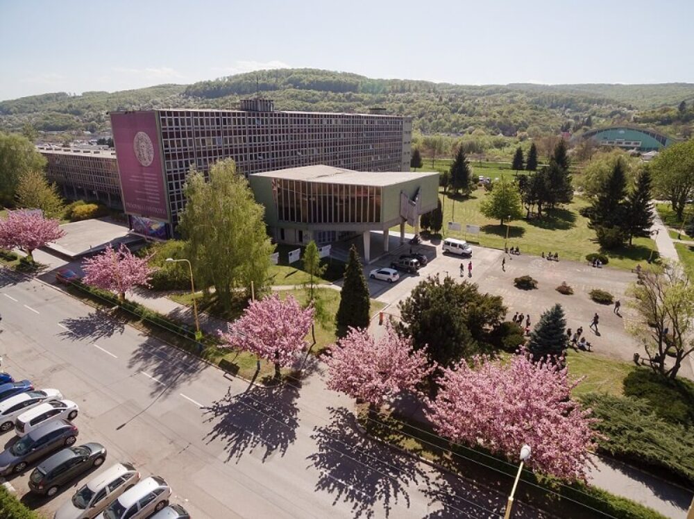 Na Prešovskej univerzite začal letný semester, vyučovať sa bude dištančne