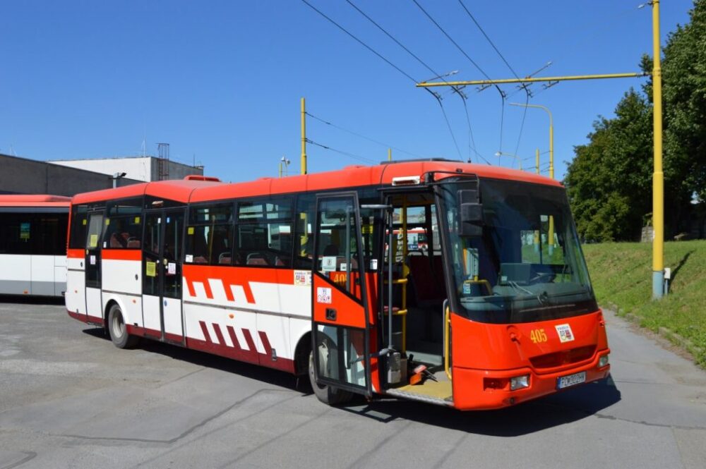 Dopravný podnik odkúpil dva bratislavské autobusy