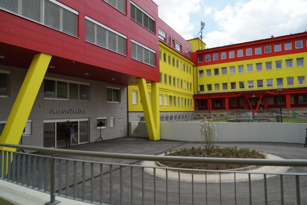 Ľubovnianska nemocnica má nový urgent, operačné i pôrodné sály