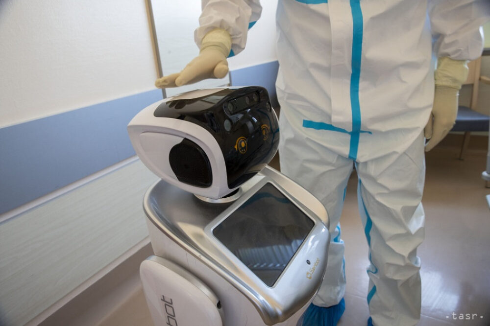 Dezinfekčné roboty do slovenských nemocníc