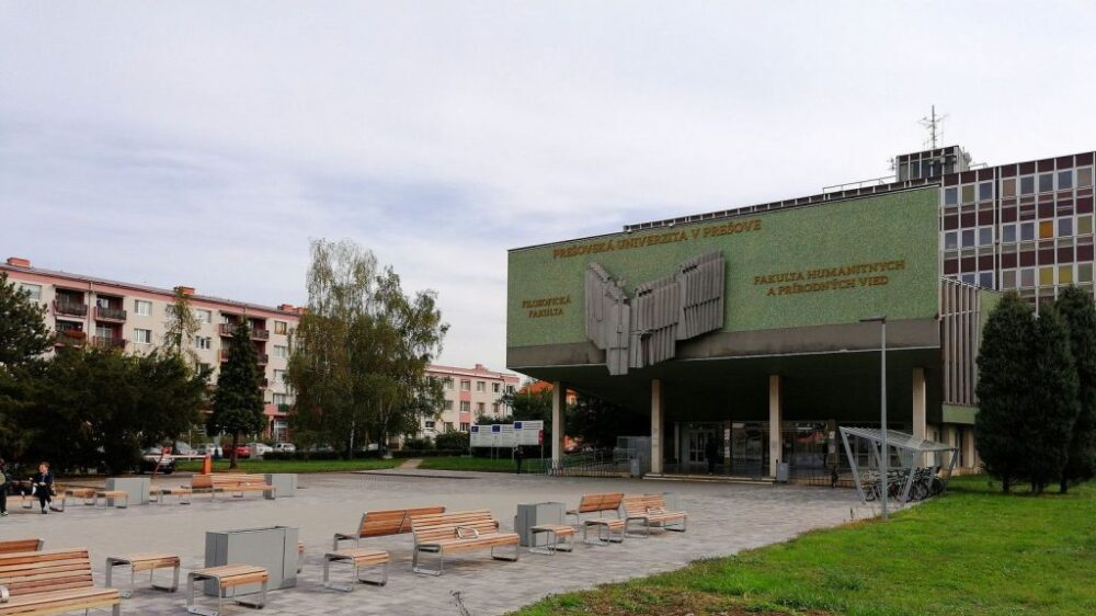 Prešovská univerzita spúšťa bezplatný kurz slovenčiny pre utečencov