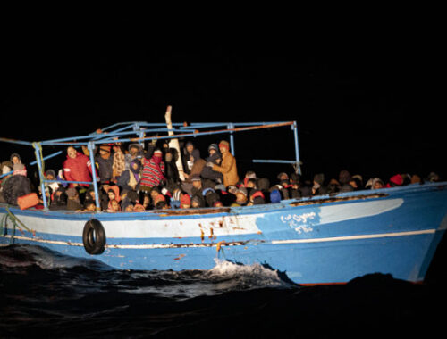 Pri severovýchodnom pobreží Brazílie našli loď plnú migrantov, ide o 20 mŕtvych tiel