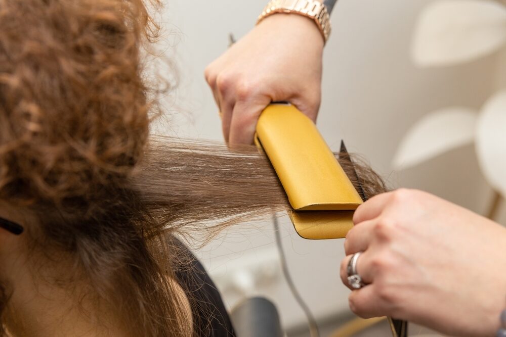 Olejovanie vlasov sa stáva minulosťou. Používajte namiesto kondicionéru. Toto je záchrana pre veľmi poškodené vlasy