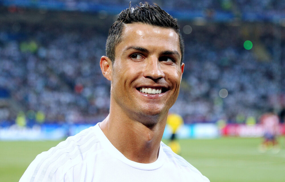 Cristiano Ronaldo si kúpil nový úsmev. Takto vyzeral predtým, ako zbohatol a išiel k zubárovi
