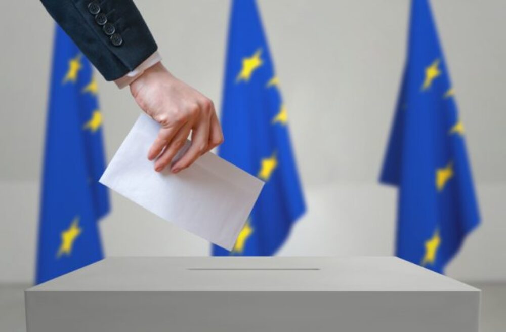 Eurovoľby sú za dverami. Krúžkovať môžeme dvoch kandidátov, jedna strana sa vzdala kandidatúry