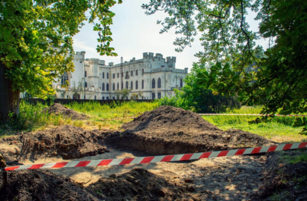 Rekonštrukcia kaštieľa v Rusovciach sa môže začať, obnova pamiatky bude trvať takmer päť rokov (video)