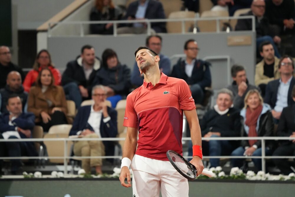 Šok na Roland Garros. Je koniec. Djokovič odstupuje!