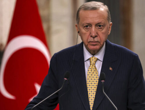 Turkov chce vo štvrťfinále ME vo futbale proti Holanďanom podporiť z tribúny prezident Erdogan