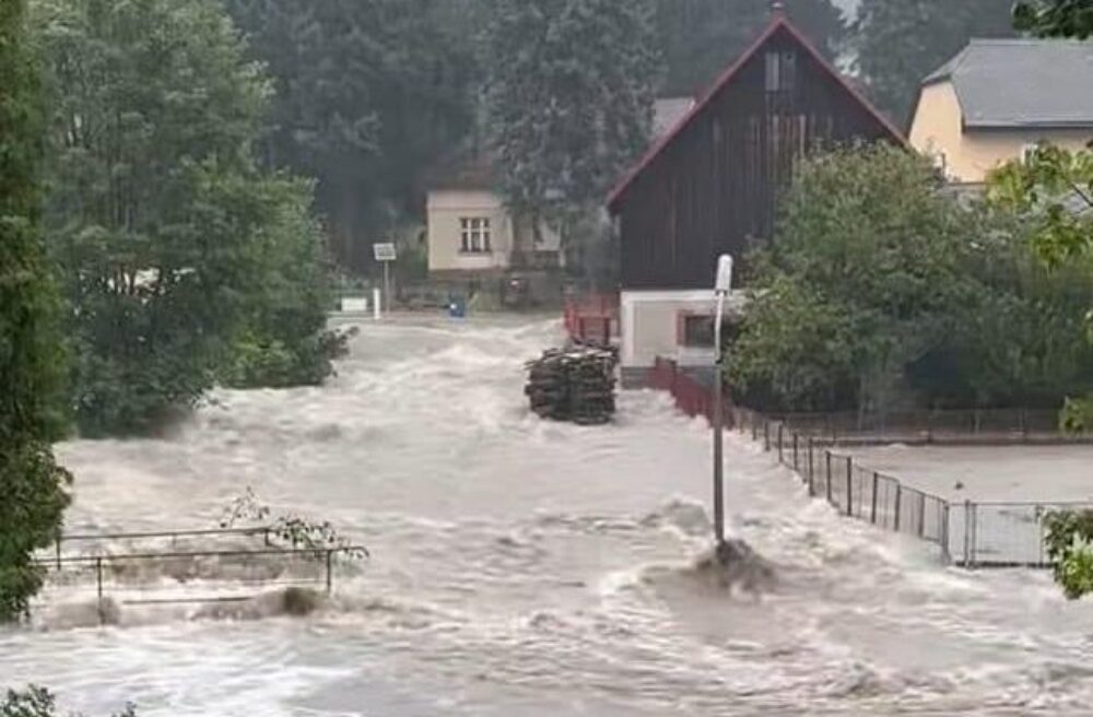 Budú Morava a Sliezsko pod vodou? Český hydrometeorologický ústav varuje pred rozvodnenými riekami