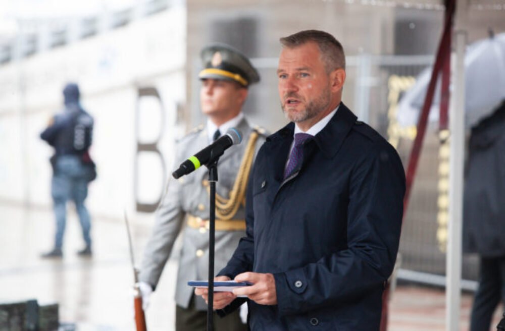 Zľahčovanie holokaustu a prekrúcanie histórie sa nesmie tolerovať, vyhlásil prezident Pellegrini (video+foto)