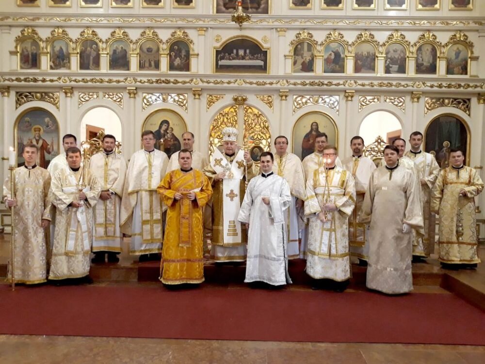 V Ľutine prijali štyria kandidáti diakonské vysviacky