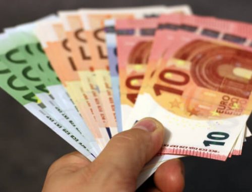 Na budúci rok bude minimálna mzda 623 eur