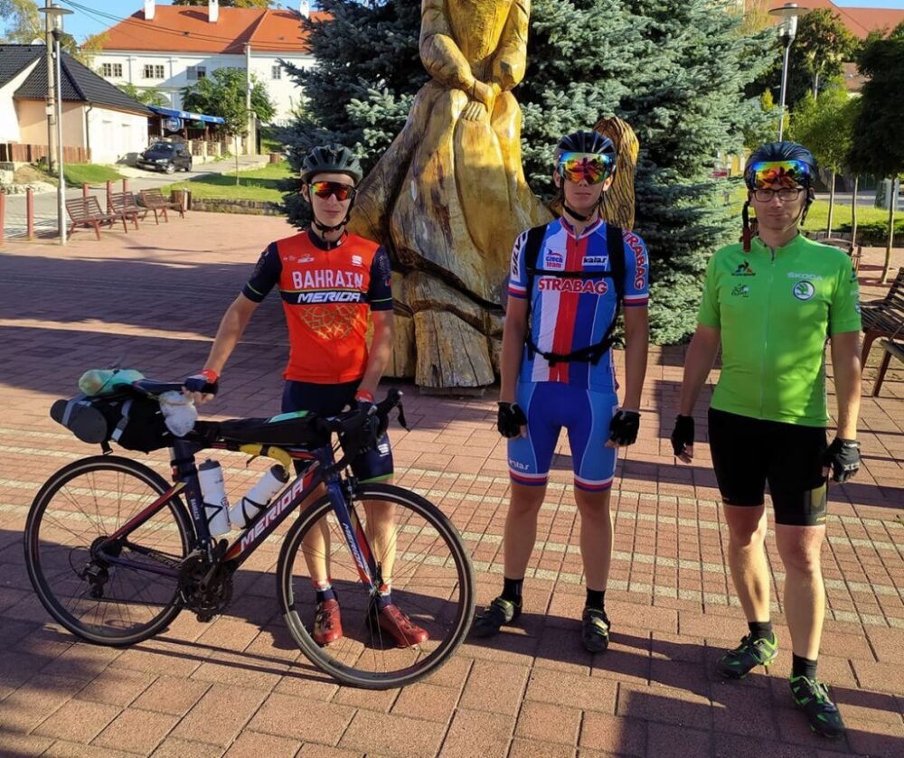 Na bicykli zoči voči vlkovi
