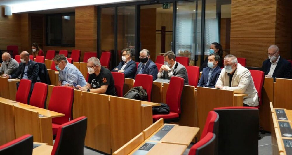 Nemocnice v kraji reprofilizujú lôžka, očakávajú nápor pacientov