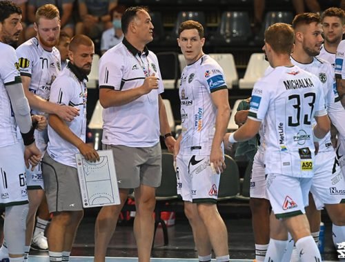 V extralige majster víťazne, v utorok predohrávka s ŠKP