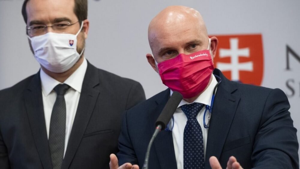 Polovica školského roka uplynula, žiaci ešte ostávajú doma