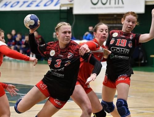 Hádzanárky ŠŠK Prešov doma tesne podľahli českému DHC Slavia Praha 31:33 (15:15)