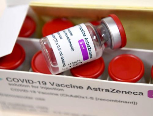 Očkovanie vakcínou AstraZeneca je pozastavené, od júna prídu zmeny