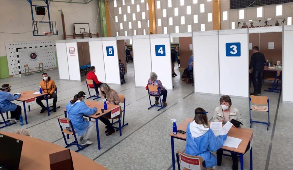 Záujem o očkovanie klesol najmä v Bardejove a Starej Ľubovni