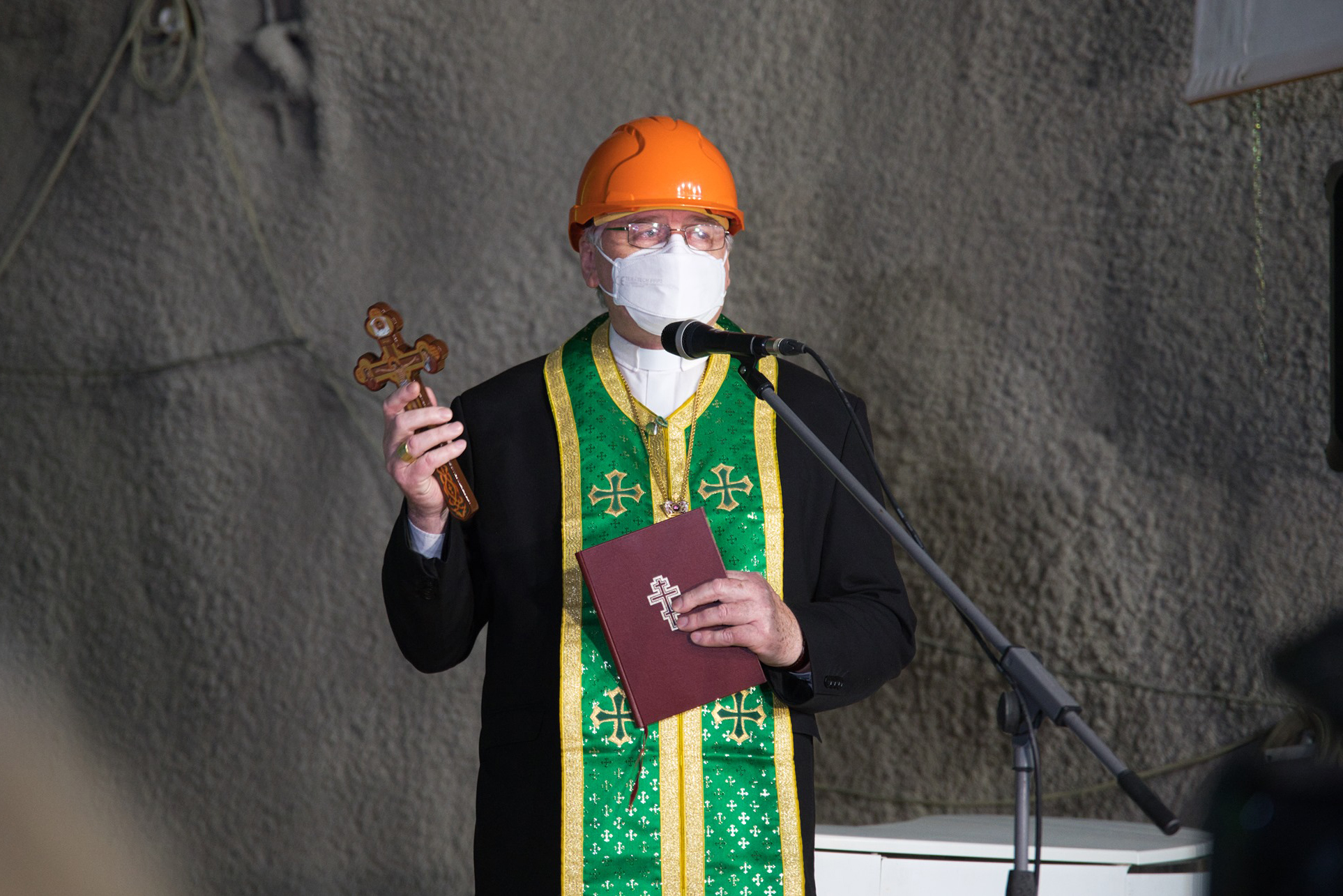 Tunel Bikoš pri Prešove požehnal arcibiskup metropolita Ján Babjak