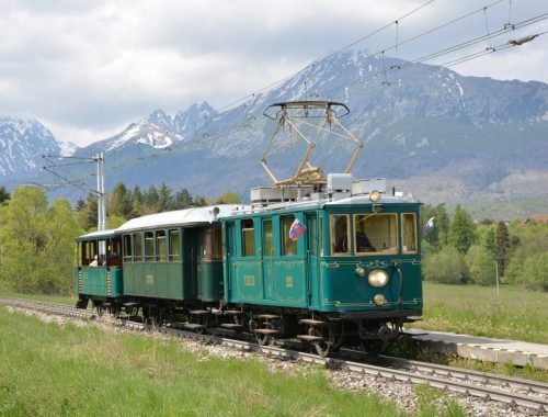 Vo Vysokých Tatrách opäť premávajú historické električky