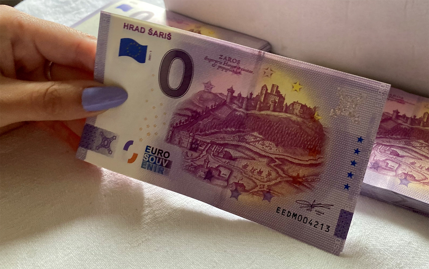 Mesto Veľký Šariš vydalo suvenírovú bankovku