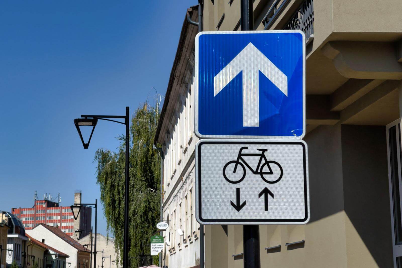 Cyklisti môžu na vybraných uliciach v centre Prešova jazdiť v oboch smeroch