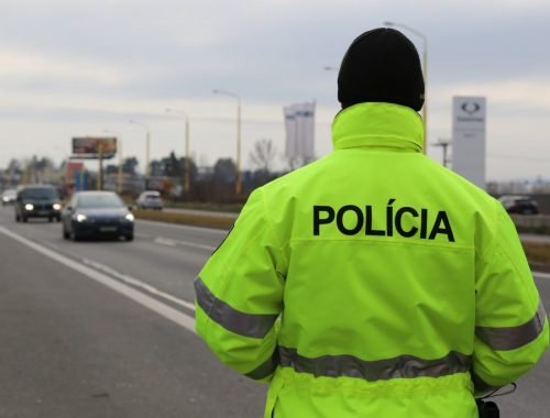 Polícia na cestách zaznamenala len za týždeň vyše tisíc sto priestupkov
