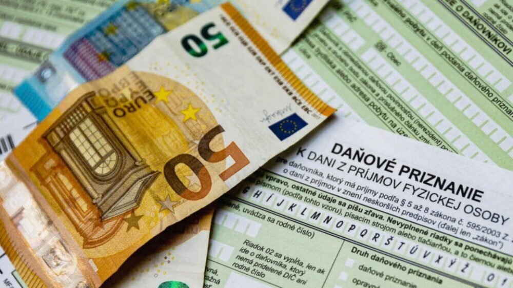 dane - ilustrak Na podanie daňového priznanie ostáva už len pár dní