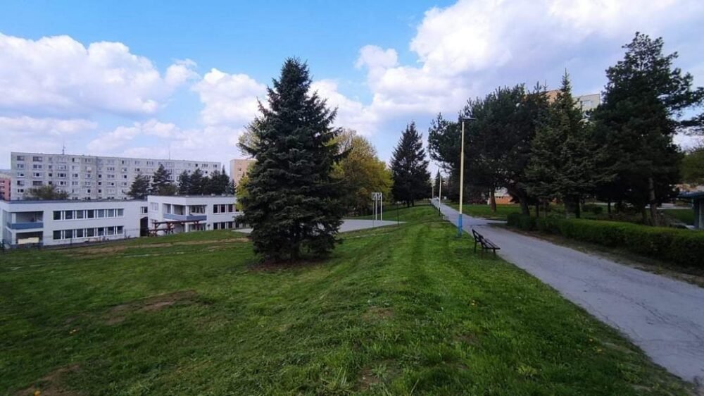 Mesto začalo s každoročnou kosbou