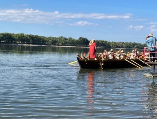 Po Dunaji sa plaví replika rímskej lode Danuvina Alacris zo 4. storočia