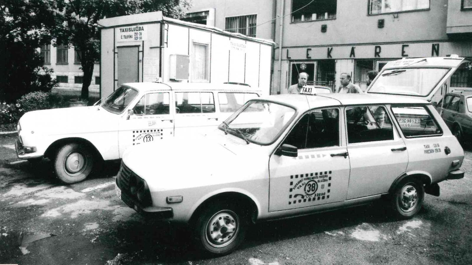 Pred 30 rokmi dopravný podnik prevádzkoval aj taxislužbu