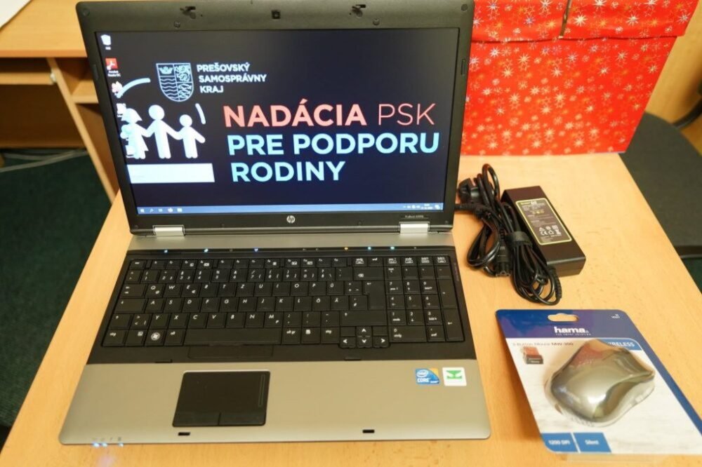 Nadácia PSK pomohla pred Vianocami 44 rodinám v kraji
