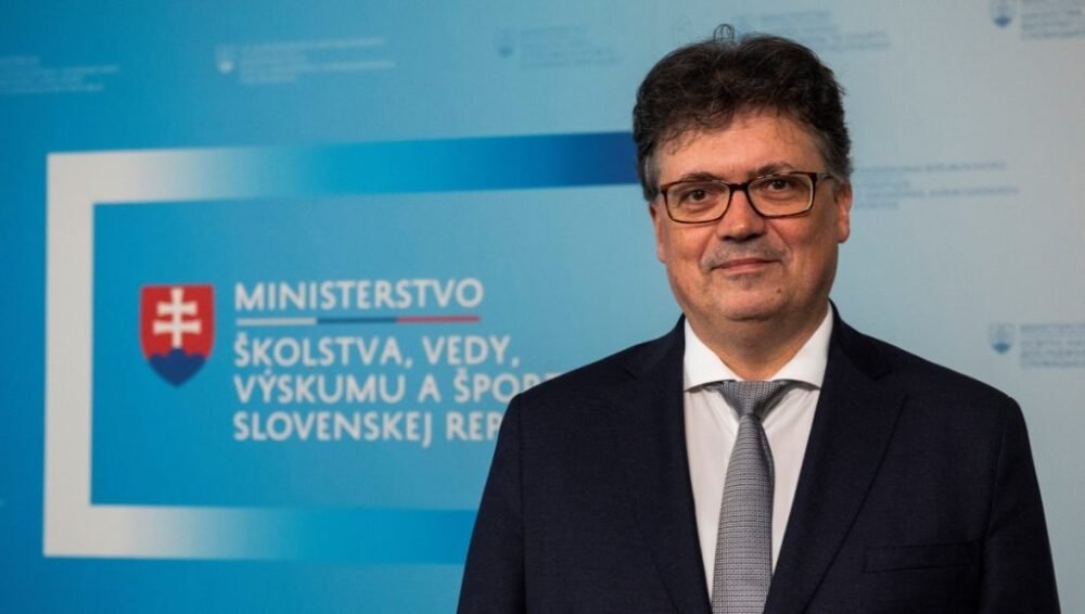 Rezort školstva poskytne 1,5 milióna eur na odstránenie havárií v školách