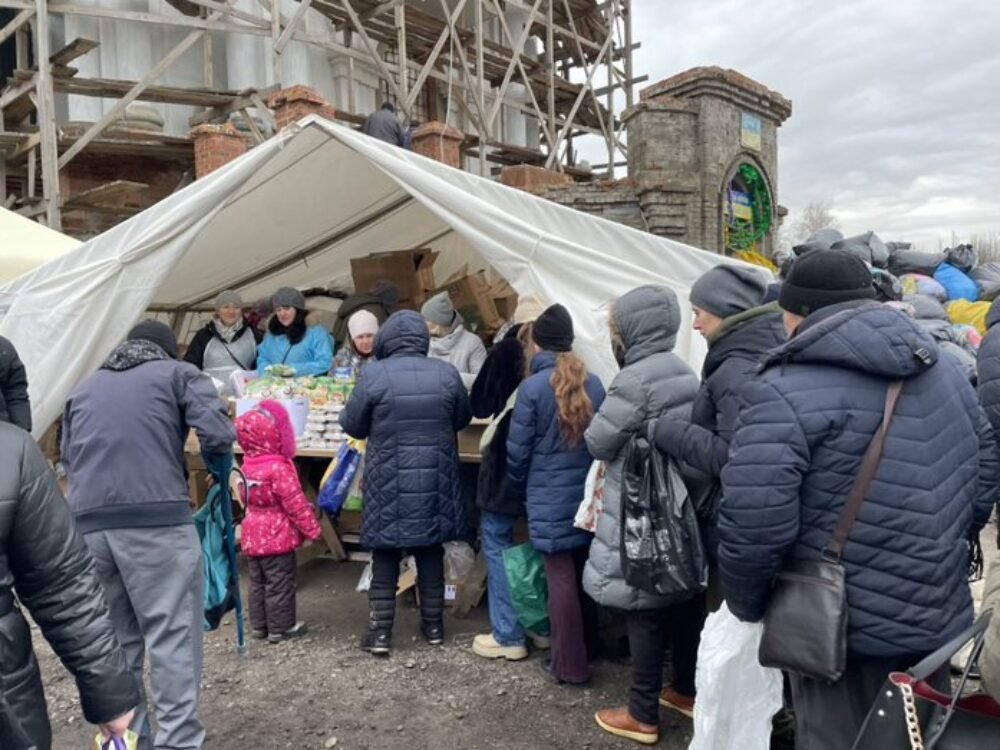 <strong>Humanitárna pomoc z Prešovskej archieparchie bola rozdaná ľuďom v okolí Charkova</strong>