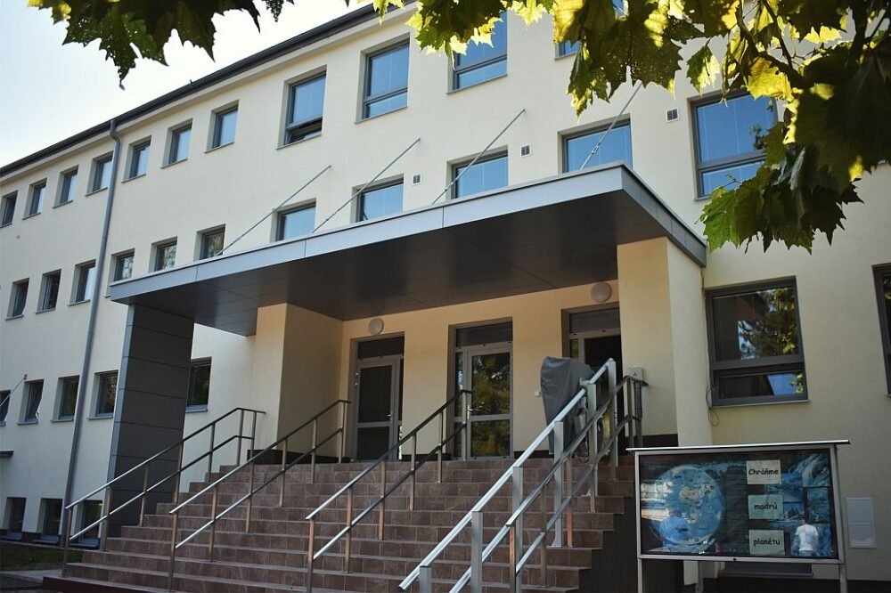 Bezbariérové objekty chce mať 24 župných stredných škôl