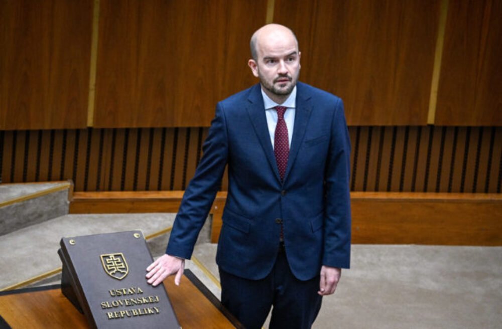 Progresívci vyzývajú na zatvorenie reedukačného centra v Bystričanoch, malo tam dochádzať k sexuálnemu násiliu (video)