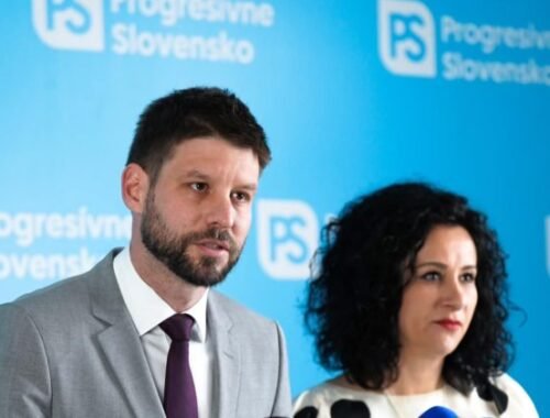 Progresívci sa pre schválené zmeny v RTVS oblečú do čiernej, plánujú sa obrátiť aj na Ústavný súd (video)