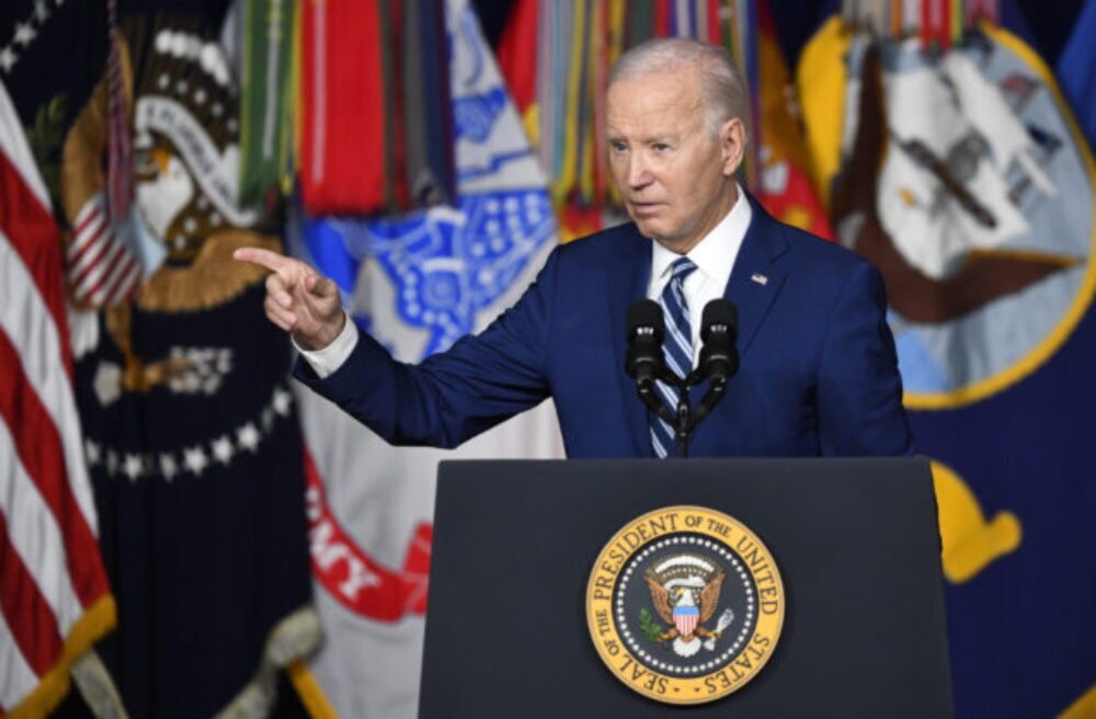 Prezident USA Biden svojím podpisom potvrdil vojenskú pomoc Ukrajine, Izraelu a Taiwanu