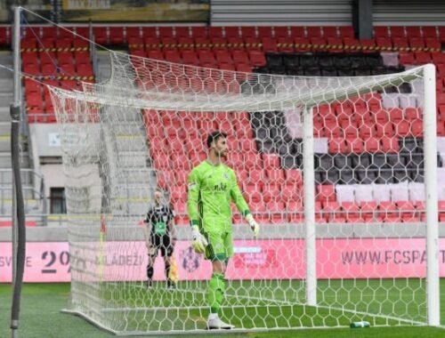 Brankár Dominik Greif je údajne v hľadáčiku netopierov z Valencie, ale záujem o neho majú viaceré popredné európske kluby