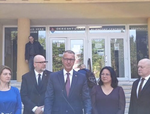 Bezpečnejšie cesty a miestne komunikácie. Raši predstavil novú výzvu na pomoc regionálnej mobilite (video)