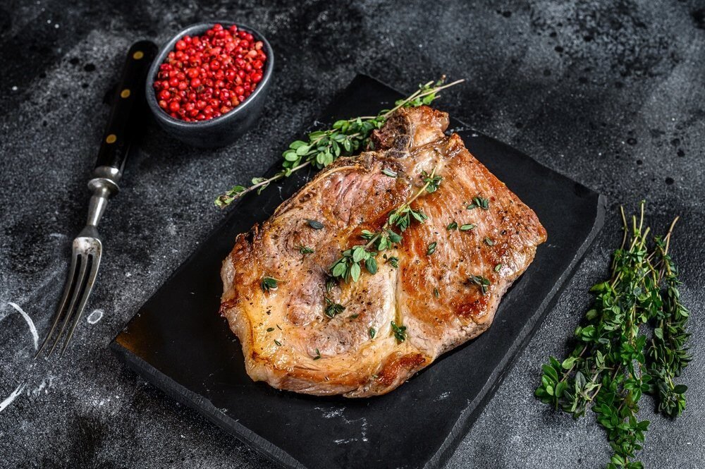 Tu je recept na marinádu na bravčovú krkovičku, ktorá je užitočná v každej kuchyni. Dôležité sú pomery