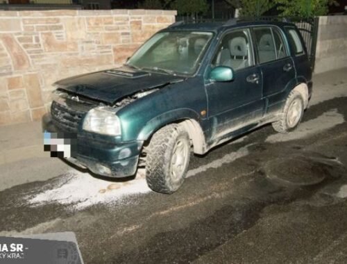 Opitý muž sa pokúsil ukradnúť auto v obci Krivany, pri krádeži zdemoloval areál miestnej firmy (foto)