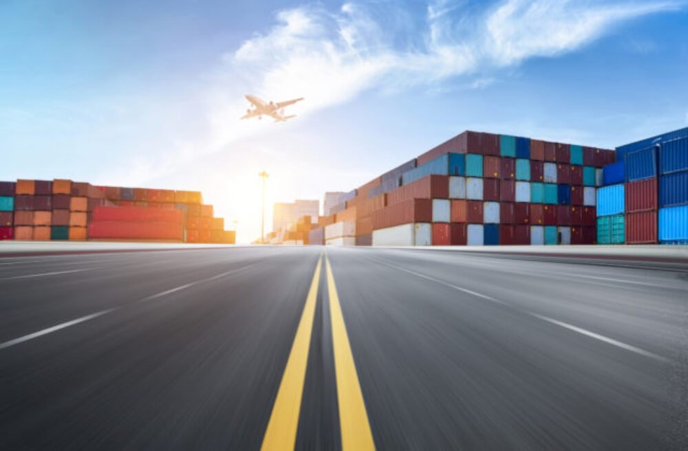 Slovenskí exportéri varujú pred obchodnou recesiou, spôsobiť ju má eskalujúca obchodná vojna