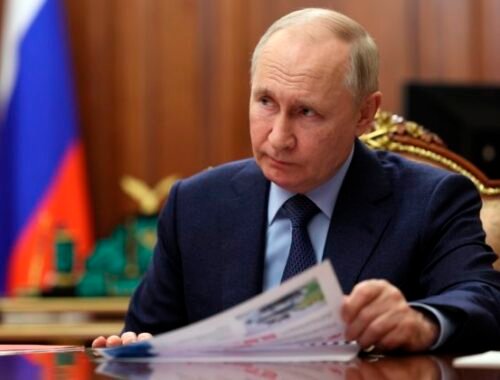 Putin má „paranoidné obavy“, že Západ obmedzí moc Ruska vo svete. Vynakladá rekordné sumy na militarizáciu krajiny