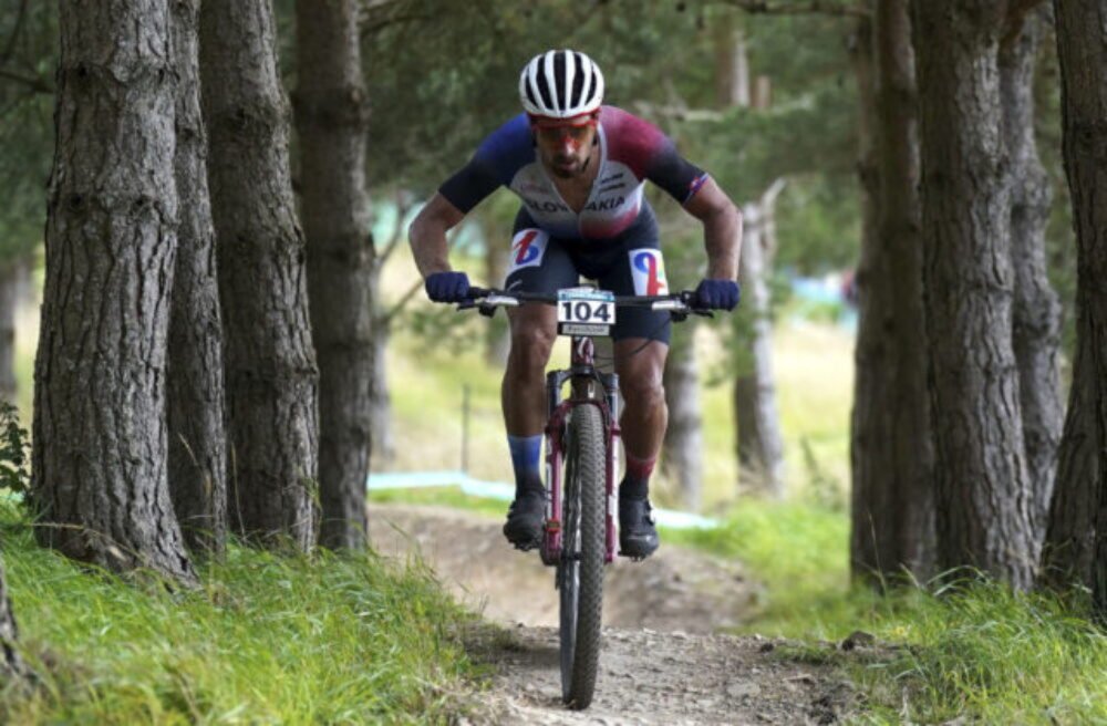 Peter Sagan nedokončil svoje prvé preteky po problémoch so srdcom, odjazdil iba niekoľko minút