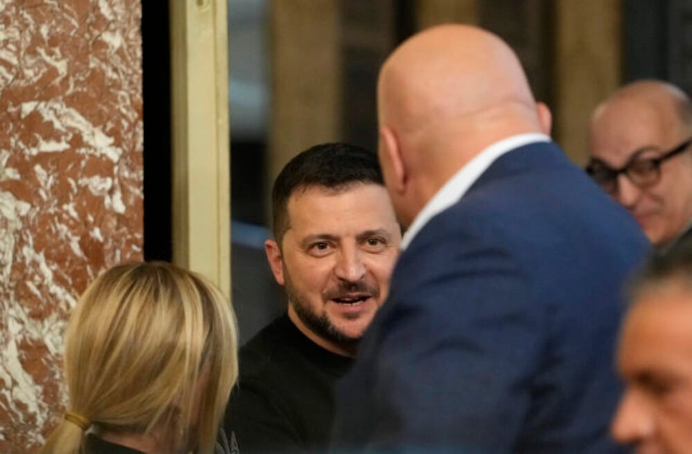 Taliansky minister obrany odmietol vyslanie vojakov na Ukrajinu, rozhovory na túto tému len zvyšujú napätie 