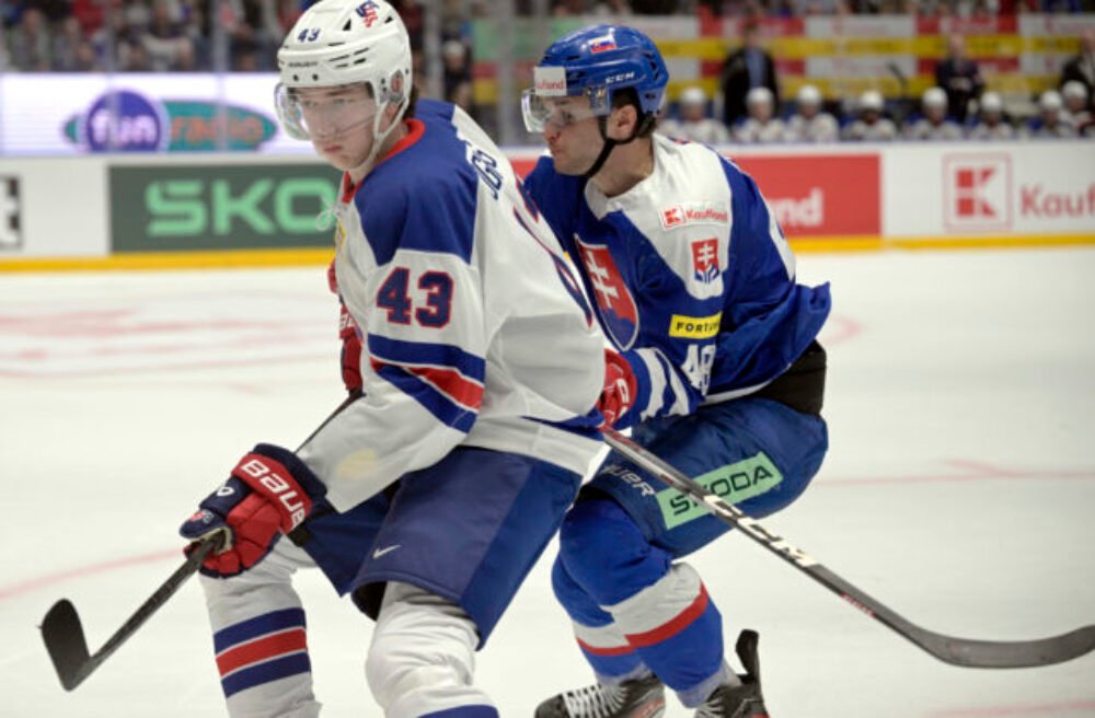 Luke Hughes nepovažuje Šimona Nemca v New Jersey Devils za konkurenta, ale za kamaráta